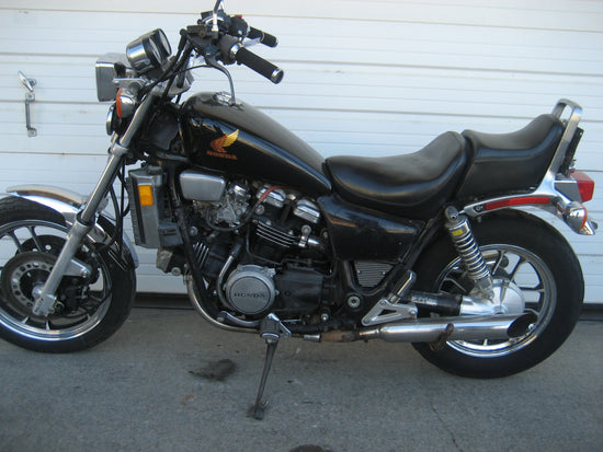 Image Title 1984 Honda VF700C Magna $1299.00 OBO